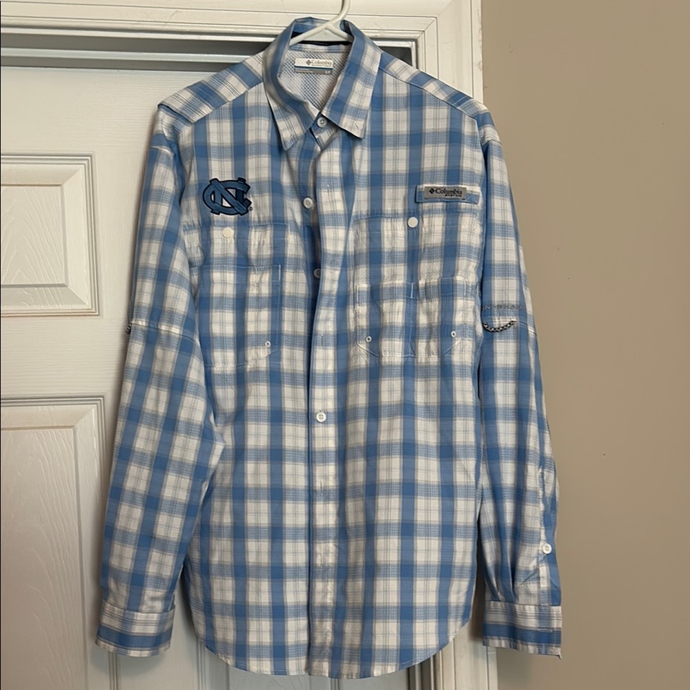 Columbia PFG UNC Button Down Shirt